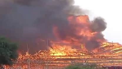 spark from coconut bursting ignited fire in sacrificial hall in Ayodhya sacrificial pit burned