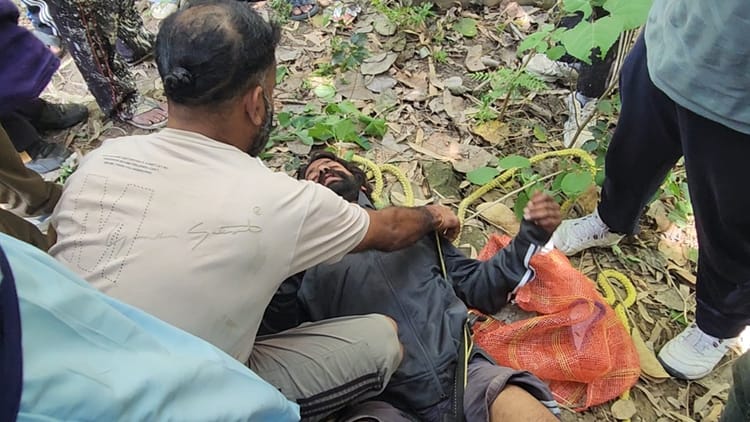 Punjab: दो दिन बाद सूखे कुएं से निकाला गया युवक, रस्सियों की मदद से हुआ सफल रेस्क्यू