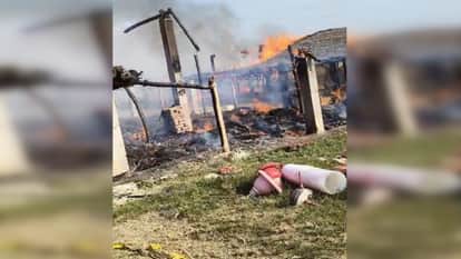 Fire breaks out at poultry farm 6500 chicken chicks and feed gutted in Lakhimpur Kheri