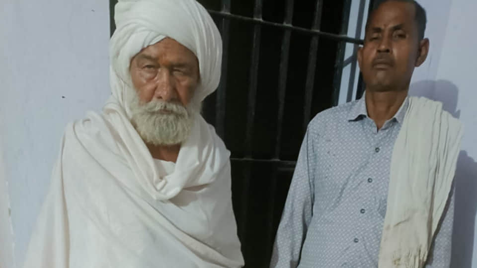 आरोपी पुजारी