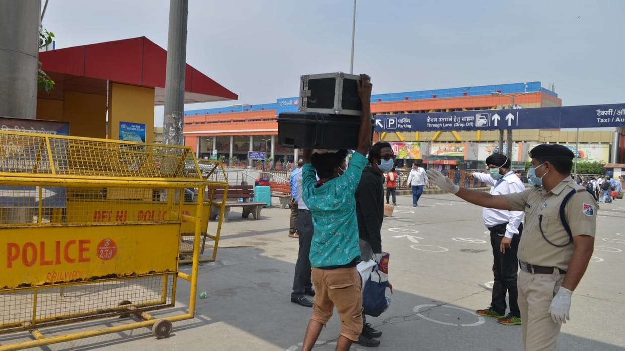 Railways Set for Major Overhaul: AI, Strict Control Systems to Transform Stations