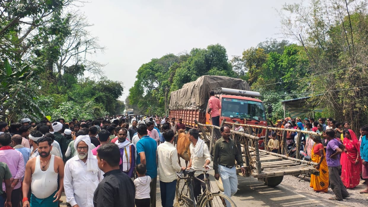 Accidents in Lakhimpur Kheri Two Mothers and Two Children Dead All Four Crushed by Trucks