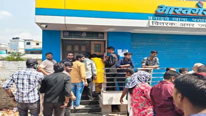 Prayagraj: Business surrendered... When will we get LPG cylinders, backlog increasing in gas agencies