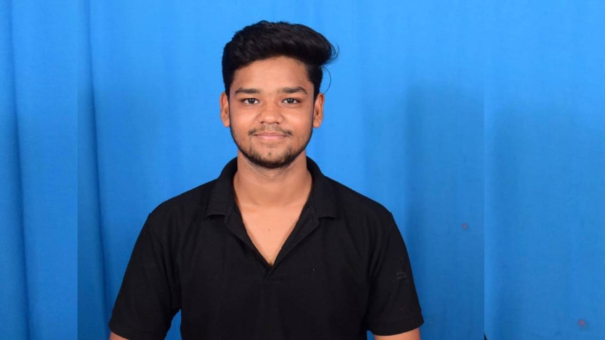 UP: Saurabh from Barabanki impressed Modi by writing an essay on farmer welfare