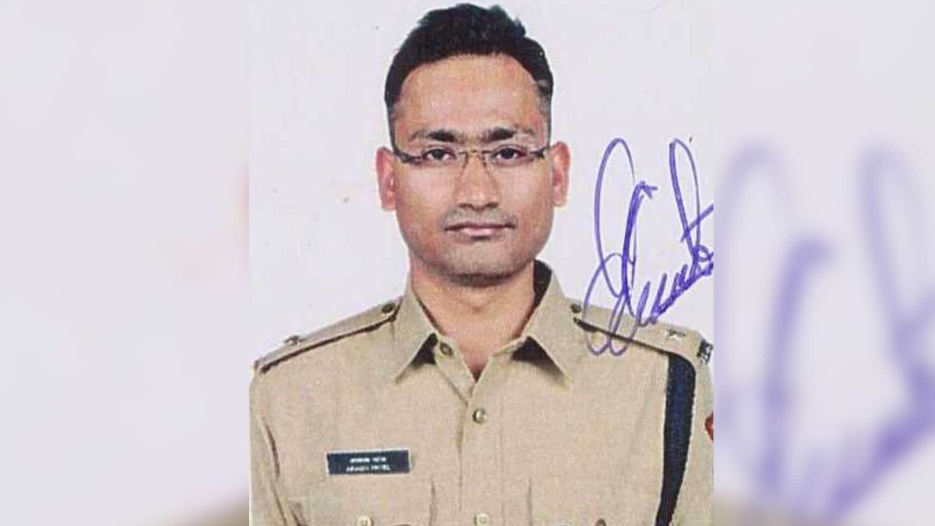 आकाश पटेल, नवागत एसपी, चंदौली