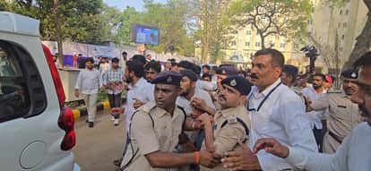 Patna University students protest during Nitish Kumar programme; raise slogans against Samrat Choudhary
