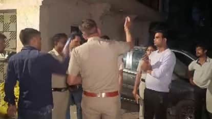 Husband Murders Wife in DDA Flats, Pul Prahladpur