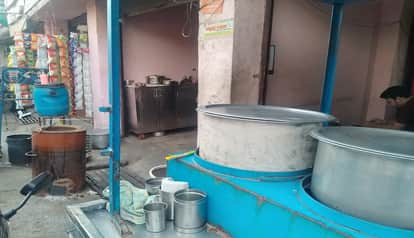 Cylinder shortage in Haldwani has stalled business