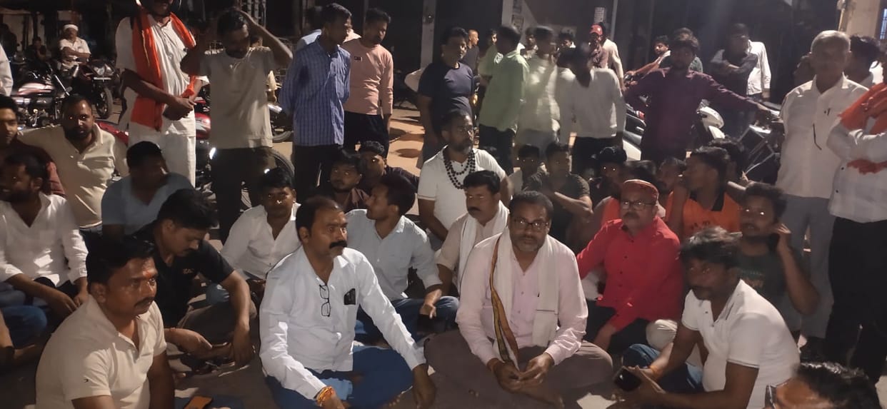 Fatehpur Uproar Follows Beating of BJP Leader Sons Police Station Besieged Road Blocked