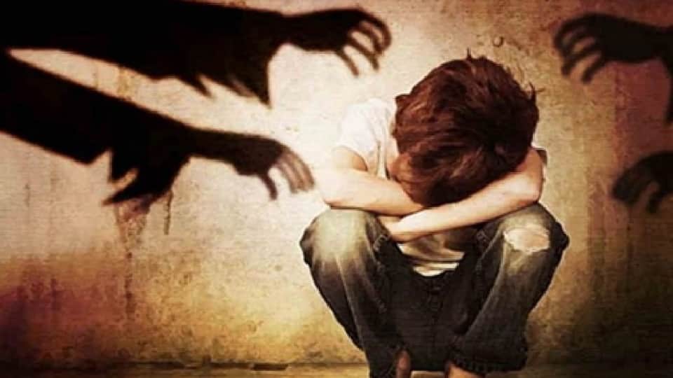 नाबालिग से चचेरे भाई ने किया कुकर्म