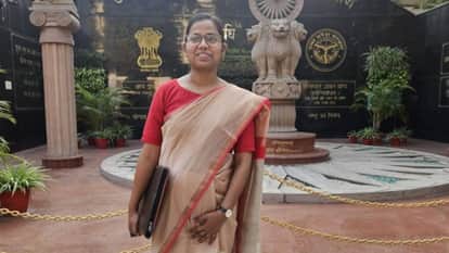 Son of Laborer Becomes DSP in Lakhimpur Kheri After Clearing the UP PCS Exam