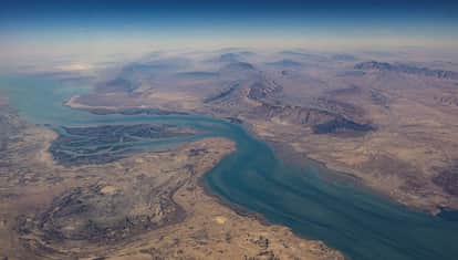 Hormuz Crisis Daily Oil Supply of 8 10 Million Barrels Halted Prolonged Surge in Prices Inevitable