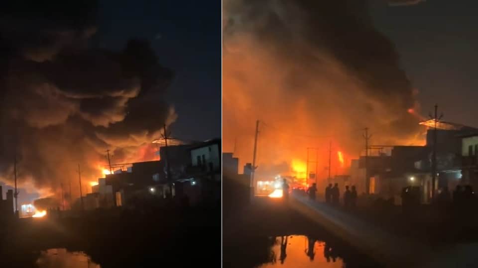 फैक्टरी से उठती लपटें