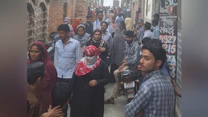 UP: Dead bodies of a couple and two children found in the house in Muzaffarnagar, husband was hanged