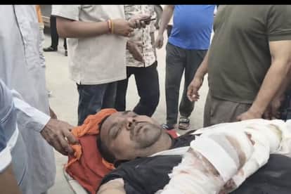 BJP Yuva Morcha Mandal President attacked with sharp weapon on Ring Road