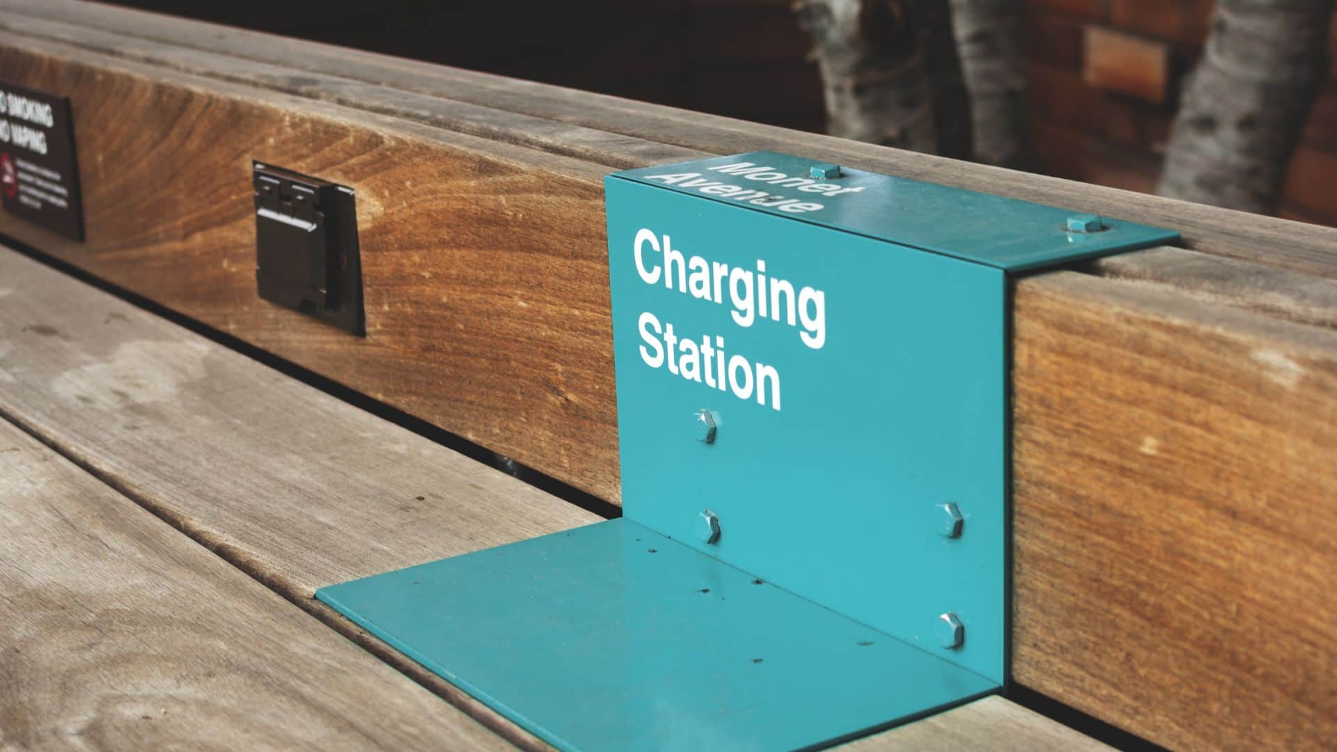 Juice Jacking Cyber Threat: How Public Charging Stations Can Hack Your Smartphone Safely