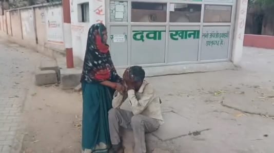 Kanpur Accident Speeding Bike Runs Over Child Little One Dragged for Distance in Front of Fathers Eyes