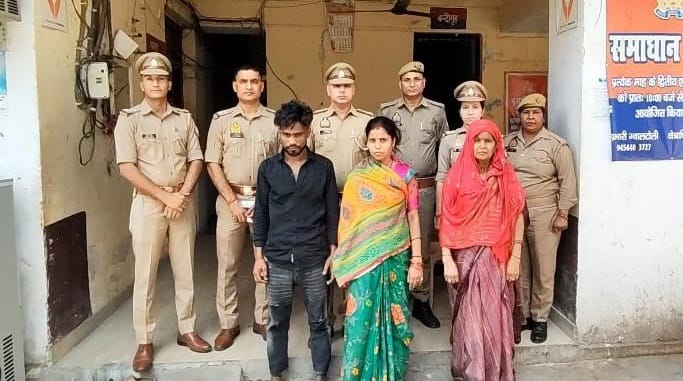 Kanpur Khalasi Line Murder Case Elderly Victim Found with Multiple Skull Fractures Three Arrested