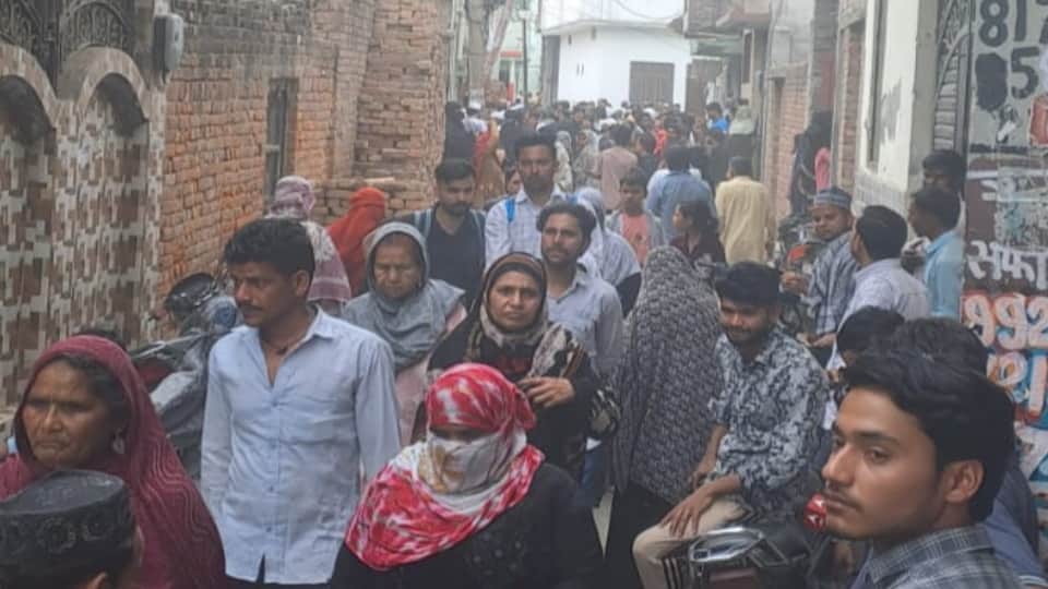 Muzaffarnagar: Man kills wife and two children, then dies by suicide in Muzaffarnagar