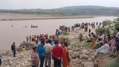 Bodies of two of three friends who drowned while bathing in Tawi river found