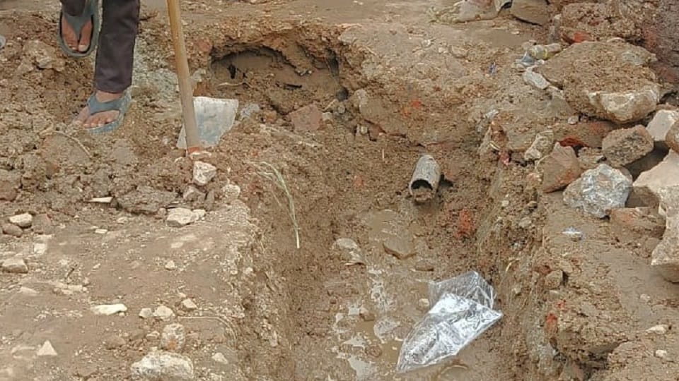 Contaminated underground water in Saadabad Hathras