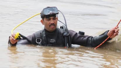 Bodies of two of three friends who drowned while bathing in Tawi river found