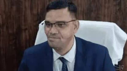 UP Big News IAS Rinku Singh Resigns; Kidneys Being Sold on Telegram; Four Bodies from the Same Family Recover