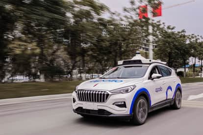 Over 100 Robotaxis Halt Suddenly in Wuhan: Baidu’s Apollo Go Faces Major System Failure
