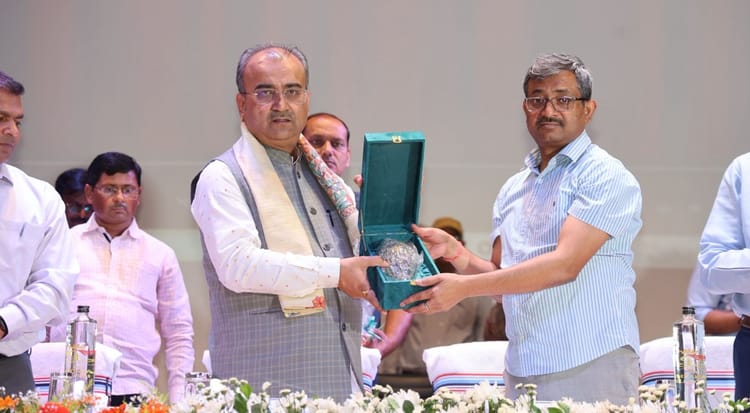 Bihar News: नर्सिंग संस्थानों के लिए डिजिटल प्लेटफॉर्म क्यों लाया गया? मंत्री मंगल पांडेय ने दी सारी जानकारी