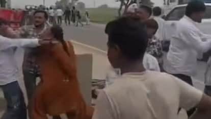 Baghpat: On being taunted, sticks and sticks were used among the wedding guests and gharatis