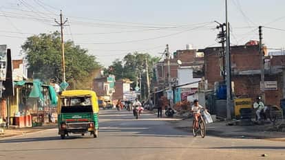 Jhansi: The way for the double lane road from Budha to MP border has been cleared