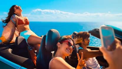 Shahid Kapoor And Rashmika Mandanna Movie Cocktail 2 Movie Song Jab Talak Release soon