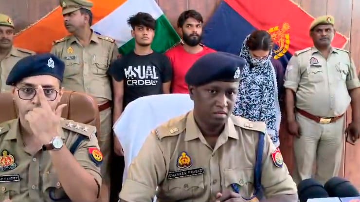 Bulandshahr sakshar murder case Main accused Deepak arrested