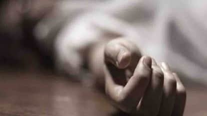 Lucknow: Young Man Commits Suicide After Consuming Alcohol, Uses Saree to Fashion Noose; Wife Kept Knocking on