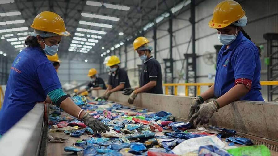 Indore news Impact of Israel-Iran war on MP industries and pharma sector raw material prices