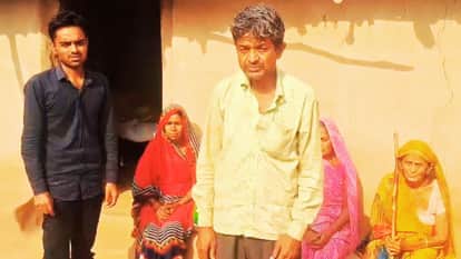 Student hangs suicide note contains details left even police stunned mother faints upon seeing dead body