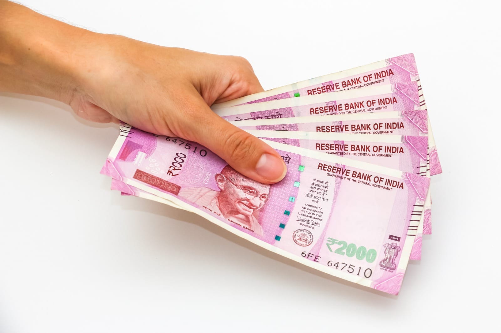 According to RBI 2000 Rupees note can be exchanged at the Reserve Bank of India regional office