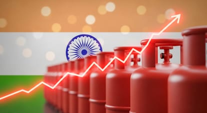 Gas Crisis: Expensive LPG Cylinders Wreak Havoc on Students' Budgets