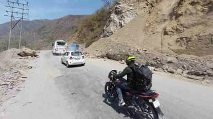 CharDham Yatra 17 Days Remain Debris Piles Up Along Roadsides in Several Locations Hazards on Highway