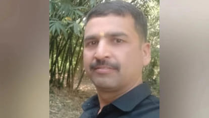 Dry tree collapses near Gorakhpur Railway GM office, one bike rider killed, another injured