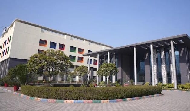 Kanpur The Wisdom Tree School Worth 125 Crore Declared Benami Preparations Underway for Attachment