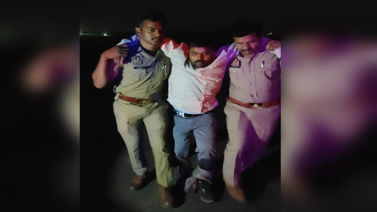 Two criminals arrested in encounter, one shot, 36 cases registered in several districts including Pratapgarh
