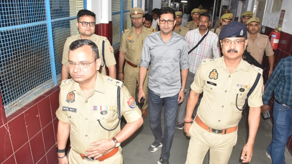 UP Encounter News Ashu alias Monty He lost his mother protective presence early in his childhood