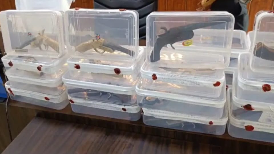 Illegal Gun Factory Busted in Muzaffarnagar, Accused Arrested for Making Weapons for Panchayat Elections