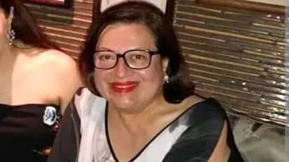 Karisma Kapoor worships her mother Babita says a mother should be like this