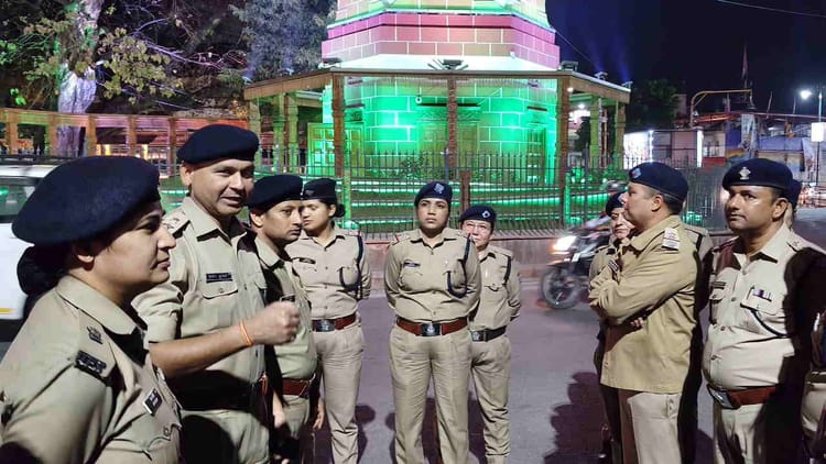 ऑपरेशन प्रहार: दून में संदिग्ध गतिविधियों पर पुलिस की नजर, महिला अधिकारियों ने संभाली रात्रि चेकिंग की कमान