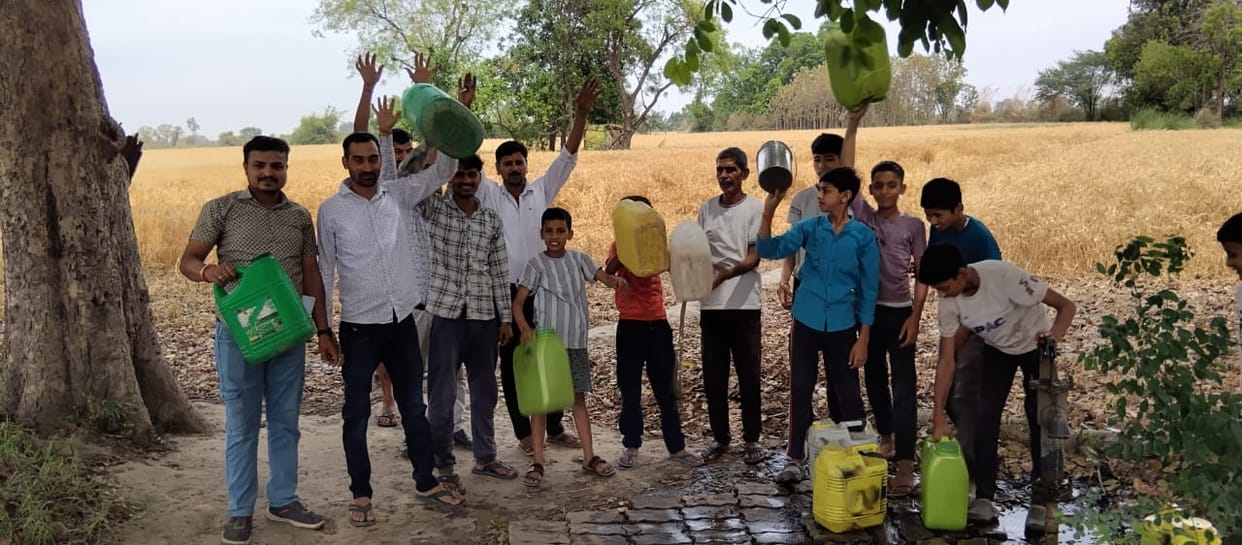 Kanpur Water Crisis 20,000 Residents Struggle for Drinking Water in Sakhrej Village