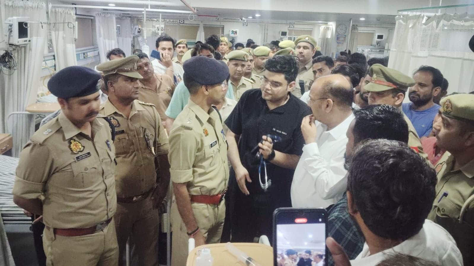 Potassium Cyanide Mixed in Liquor: Sister, Lover Among Three Arrested in Meerut Triple Murder