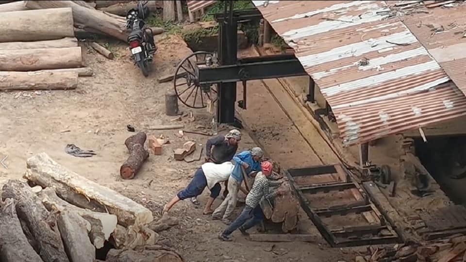 Saw machine case: SP leader said - action against Talib and his brothers is one-sided