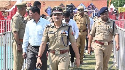 वीवीआईपी मूवमेंट को लेकर सुरक्षा का जायजा देखते सीपी मोहित अग्रवाल।